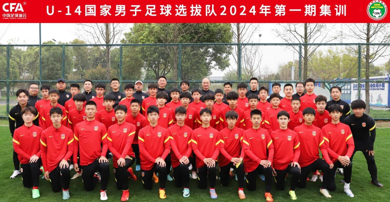 中国国家队球员技压群雄，晋级下一轮